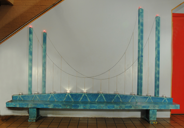 Photograph of the Benjamin Franklin Bridge element of Recycled City